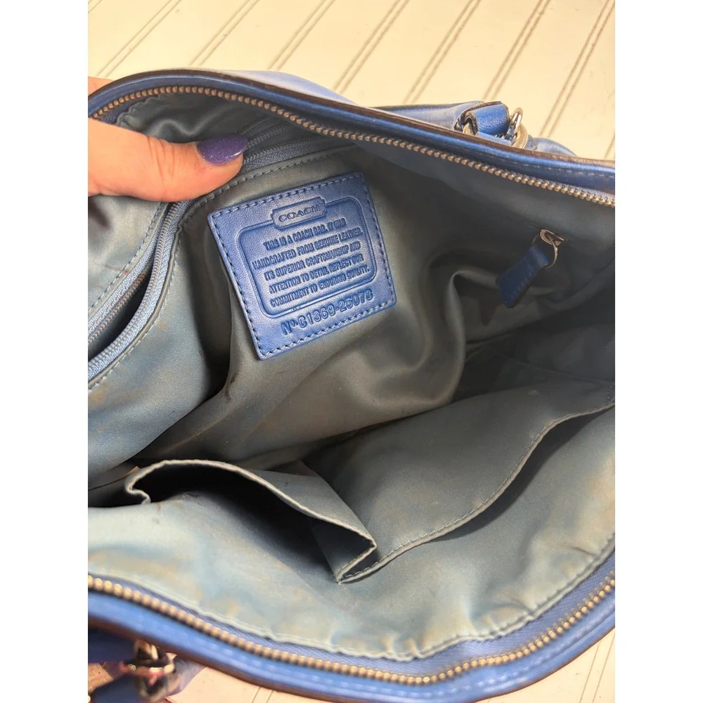 Coach Vintage Y2K Blue Patent Leather Poppy Shoulder Bag Purse